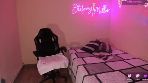 Snapshot of stefanyhotmilf chatting on 02.26.25 stefany online show from 02.26.25