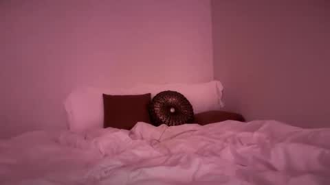 stellapearl online show from 09.25.25