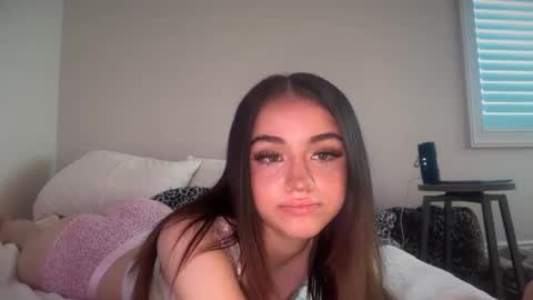 stellapearl online show from 10.05.25