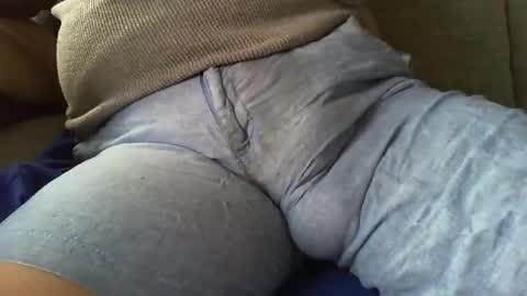 Snapshot of stemee chatting on 10.25.25 marriedsecretcrotchwatcher online show from 10.25.25