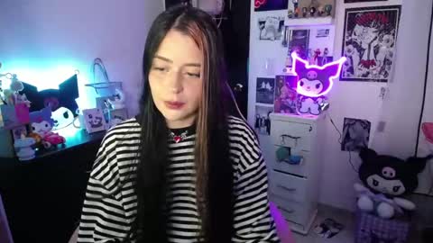Snapshot of stephani_rousso chatting on 02.28.25 joha cosmo online show from 02.28.25