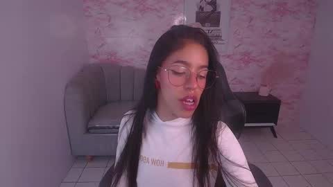 Stephania online show from 12.28.24