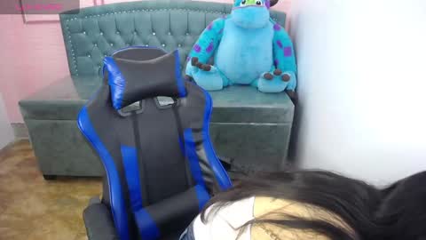 Stephania online show from 02.24.25