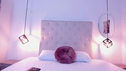 Snapshot of stephanie_ross_ chatting on 01.22.25 Stephanie online show from 01.22.25