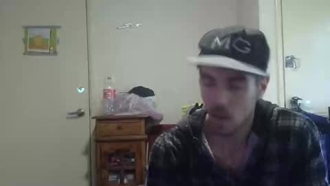 Snapshot of steveaussie chatting on 02.05.25 Australian420 online show from 02.05.25