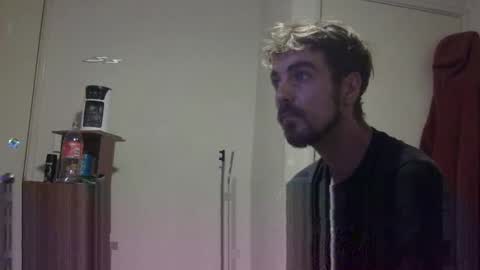 Snapshot of steveaussie chatting on 02.09.25 Australian420 online show from 02.09.25