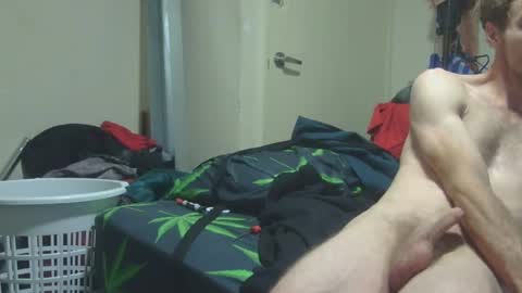 Snapshot of steveaussie chatting on 03.06.25 Australian420 online show from 03.06.25