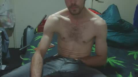 Snapshot of steveaussie chatting on 03.09.25 Australian420 online show from 03.09.25