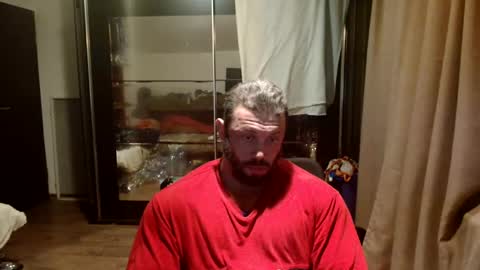 Snapshot of stevebulkzor chatting on 12.17.24 Steve Oakenshield son of John son of Vasyl online show from 12.17.24