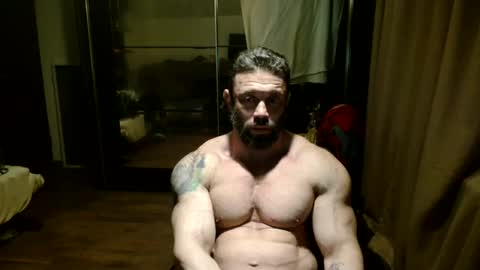 Snapshot of stevebulkzor chatting on 10.08.25 Steve Oakenshield son of John son of Vasyl online show from 10.08.25