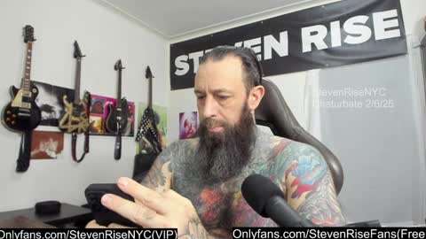 Snapshot of stevenrisenyc chatting on 02.07.25 StevenRiseNYC online show from 02.07.25