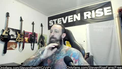Snapshot of stevenrisenyc chatting on 10.09.25 StevenRiseNYC online show from 10.09.25