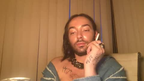 Snapshot of stevey_94 chatting on 09.16.25 gay tease online show from 09.16.25