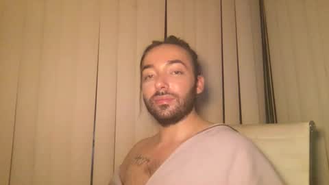 Snapshot of stevey_94 chatting on 09.20.25 gay tease online show from 09.20.25