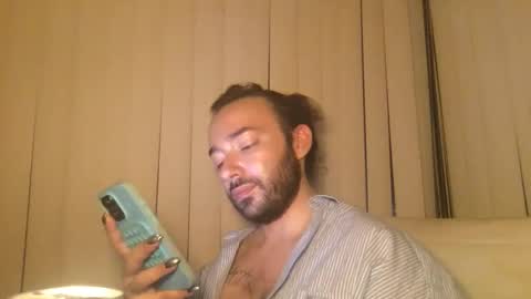 Snapshot of stevey_94 chatting on 09.27.25 gay tease online show from 09.27.25