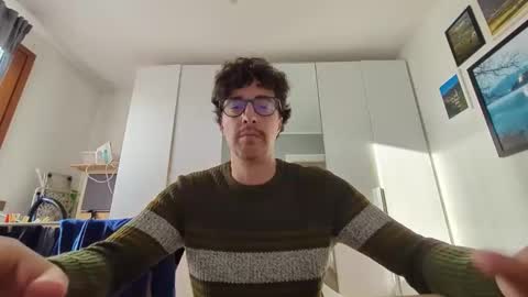 Snapshot of sti270452 chatting on 11.11.25 Jenk online show from 11.11.25