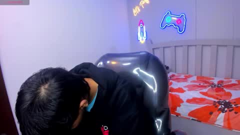 Stiwen online show from 10.13.25