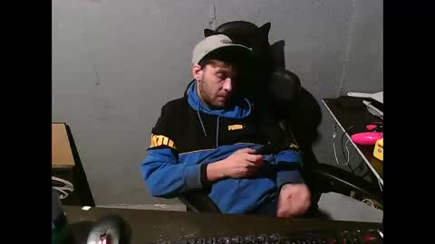 Snapshot of stonedpanda77 chatting on 12.24.24 stonedpanda77 online show from 12.24.24