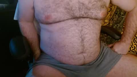 Snapshot of stonerbear42 chatting on 02.16.25 Stonerbear42 online show from 02.16.25