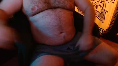 Snapshot of stonerbear42 chatting on 09.17.25 Stonerbear42 online show from 09.17.25