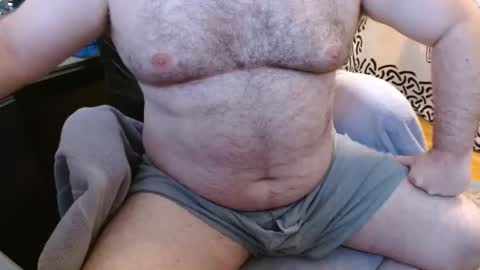 Snapshot of stonerbear42 chatting on 09.30.25 Stonerbear42 online show from 09.30.25