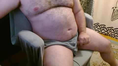 Snapshot of stonerbear42 chatting on 10.13.25 Stonerbear42 online show from 10.13.25