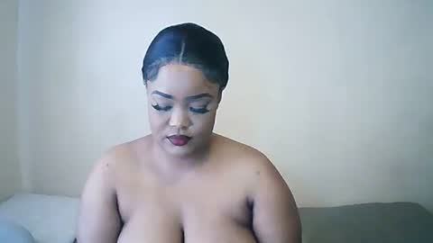 Snapshot of stormie955 chatting on 10.01.25 stormie955 online show from 10.01.25