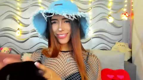 Snapshot of stormirusso chatting on 12.22.24 Mar online show from 12.22.24