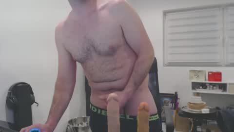 Snapshot of straponloverboy chatting on 02.05.25 ImYours online show from 02.05.25