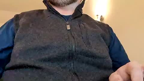 Snapshot of stressedandwild chatting on 10.28.25 stressedandwild online show from 10.28.25