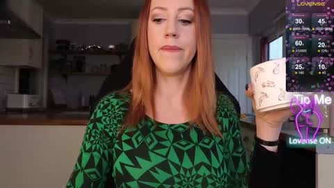 Amorina online show from 12.04.25