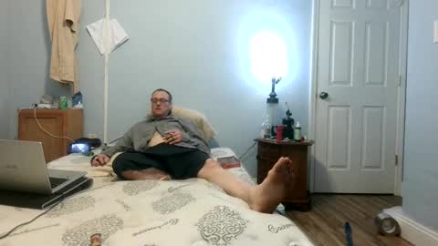 Snapshot of strobodi2103 chatting on 02.25.25 Strobody86 online show from 02.25.25