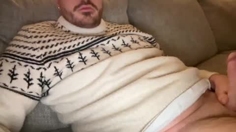 Snapshot of strongman4u2do chatting on 12.27.24 Jay online show from 12.27.24