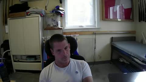 Snapshot of stturbo chatting on 10.15.25 stturbo online show from 10.15.25