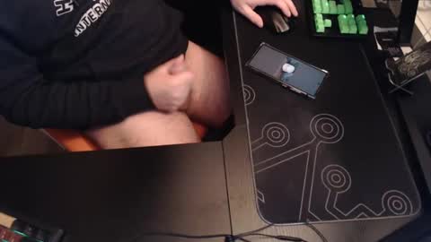 stud69861714 online show from 12.29.24