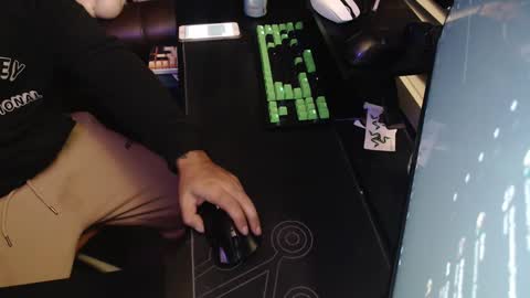 stud69861714 online show from 09.28.25