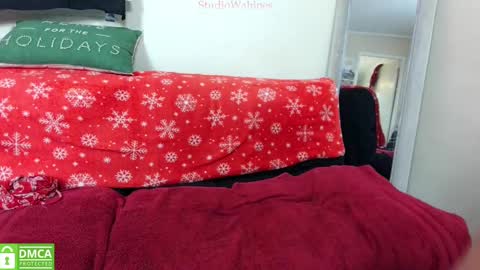 StudioWahines online show from 12.26.24