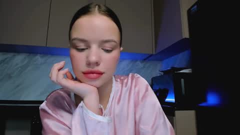 Snapshot of stuffed_cookie chatting on 12.12.24 Mary online show from 12.12.24