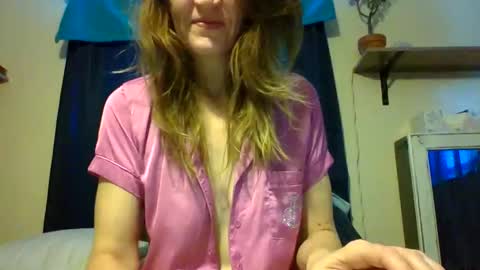 Snapshot of sub4you69brat chatting on 02.03.25 sub4you69brat online show from 02.03.25