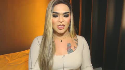 Snapshot of suckablecockoffreya chatting on 01.15.25 JADE ELYSE online show from 01.15.25