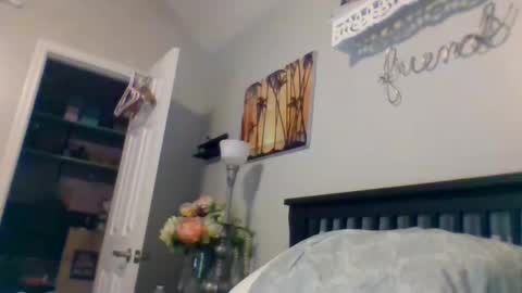 Snapshot of suckurclit40 chatting on 09.28.25 suckurclit40 online show from 09.28.25