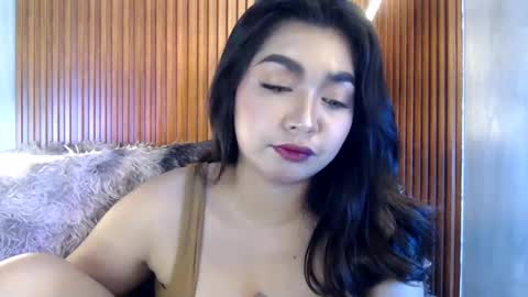 Snapshot of sugarcaramel chatting on 12.16.24 Sugar online show from 12.16.24