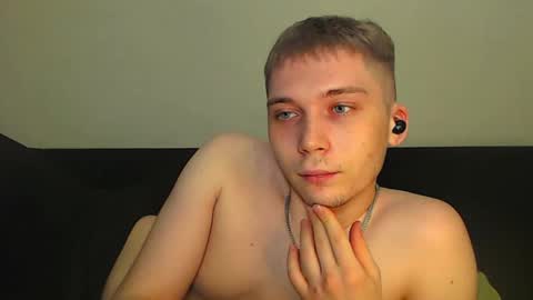 Snapshot of sugarrebit chatting on 02.04.25 Sugarbutter  online show from 02.04.25