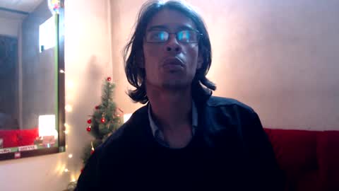 Snapshot of suggabrown_ chatting on 12.24.24 suggabrown_ online show from 12.24.24