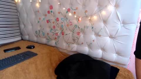 Snapshot of suggabrown_ chatting on 02.27.25 suggabrown_ online show from 02.27.25