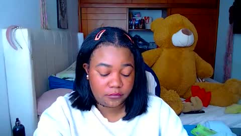 Cami   Back in 2 hours online show from 09.21.25