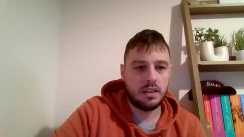 Snapshot of suggs124 chatting on 12.09.24 suggs124 online show from 12.09.24