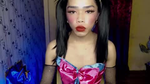 Snapshot of sultry_sirenxx chatting on 12.23.24 sultry_sirenxx online show from 12.23.24