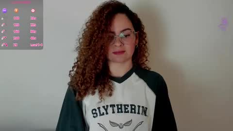 Snapshot of sultrysecrets_ chatting on 10.02.25 Ann online show from 10.02.25