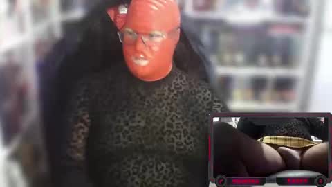 Snapshot of sumisolatex chatting on 02.22.25 Sumisolatex online show from 02.22.25